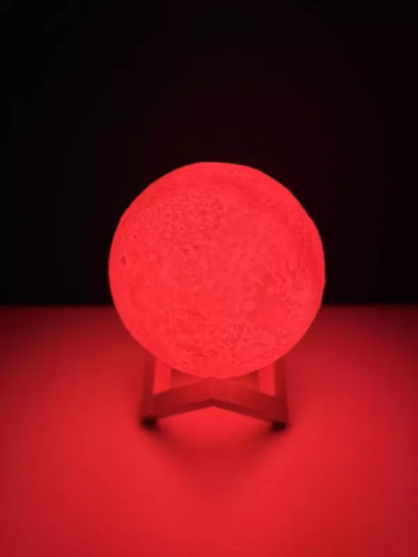 Rechargeable 3D Moon Lamp With Remote 8cm - Image 3